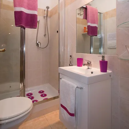Bed & Breakfast Eternal 4*
